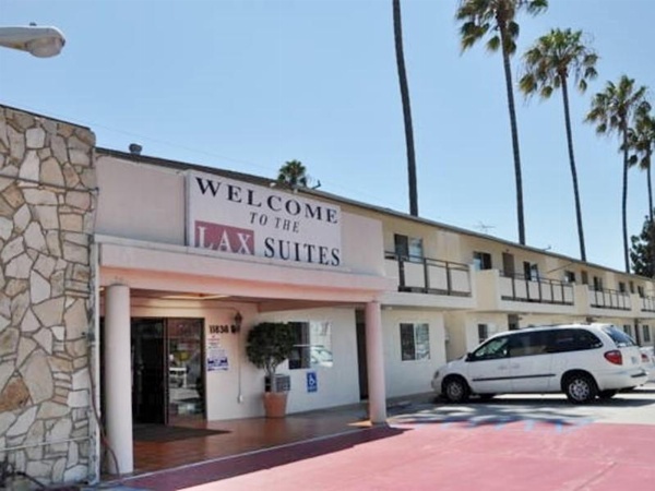 LAX Suites image 1